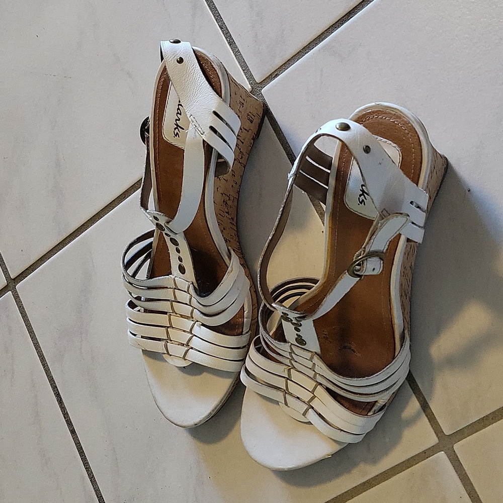 Clarks W7.5